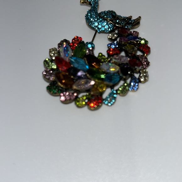 Multi Color Rainbow Rhinestone Peacock Brooch - Picture 7 of 12